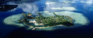 Aerial view of Moku o Loʻe, HIMB, and patch reefs